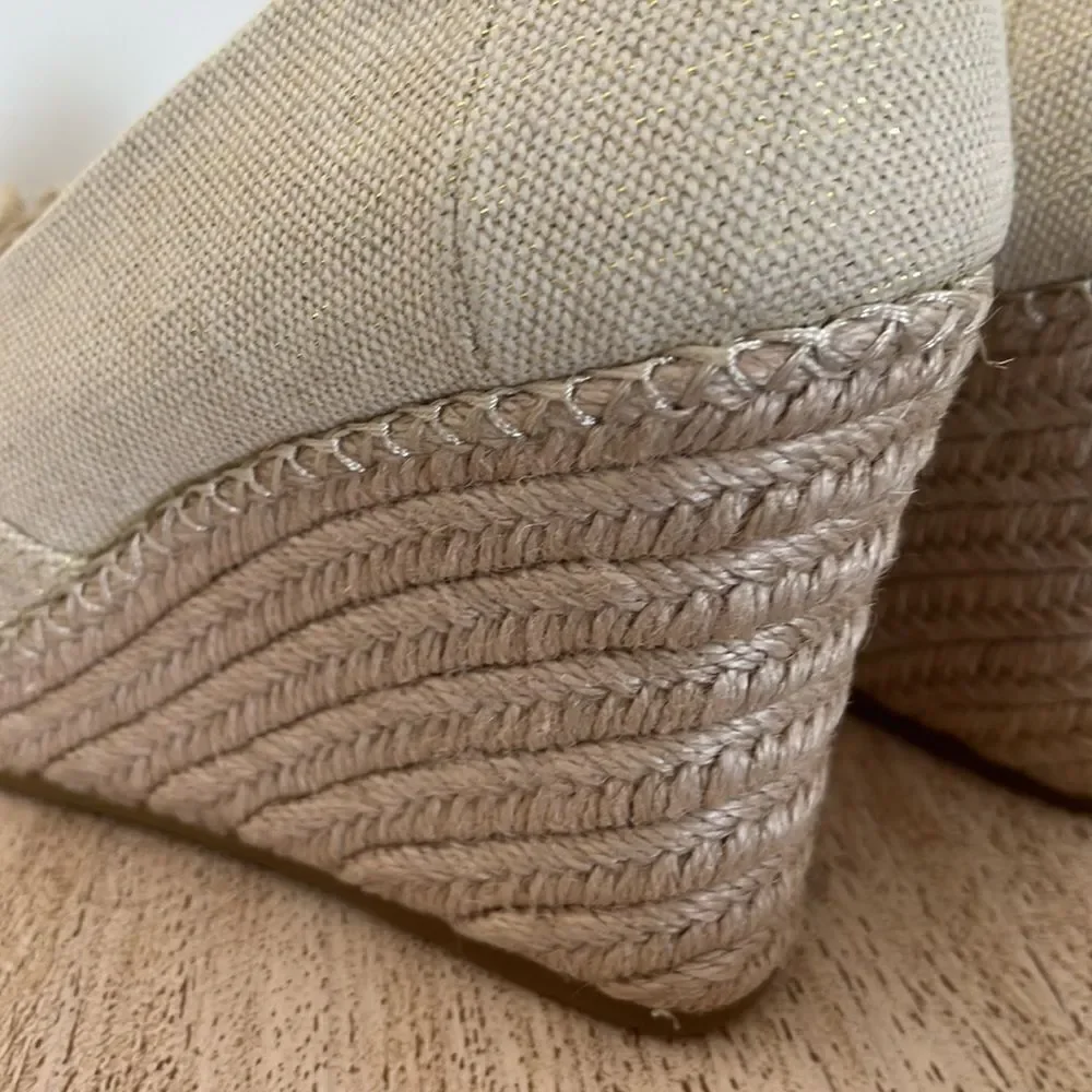 TOMS Michele slip on Espadrille Wedge Pump, Gold Metallic, Open toe, 10,‎ NWOB